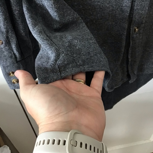 Gray 100% Cotton Heathered button up long sleeve top large - Picture 6 of 9